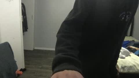 Snapshot of mdman32 chatting on October 6, 1:36 am mdman32 online show from October 6, 1:36 am