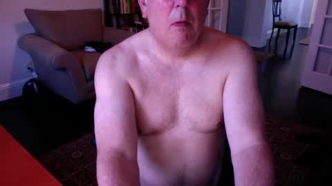 mdog9669 online show from October 5, 2:15 pm