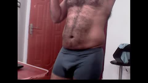 Snapshot of me_hai12 chatting on December 12, 3:05 pm me_hai12 online show from December 12, 3:05 pm