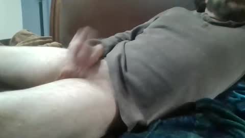 Snapshot of me_likey88 chatting on November 5, 3:28 am yung n hung online show from November 5, 3:28 am