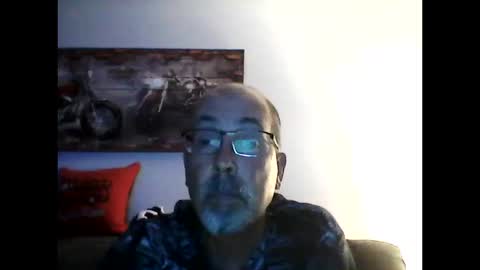 me at home online show from October 15, 2:55 am