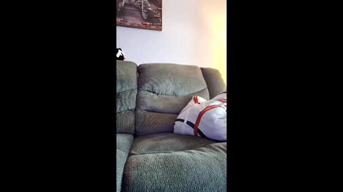 me at home online show from March 1, 5:48 pm