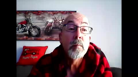 Snapshot of meathome3 chatting on June 7, 11:14 am me at home online show from June 7, 11:14 am