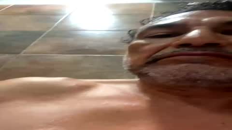 Snapshot of meaty7incher chatting on July 10, 11:35 am meaty7incher online show from July 10, 11:35 am