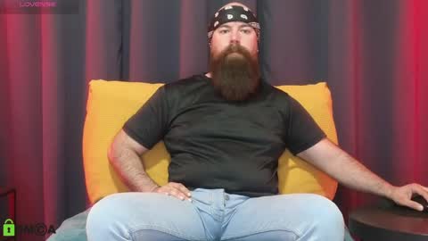 Snapshot of meaty_roll chatting on May 10, 8:19 am Meaty Roll online show from May 10, 8:19 am
