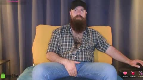 Snapshot of meaty_roll chatting on May 15, 4:30 am Meaty Roll online show from May 15, 4:30 am