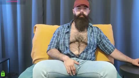 Snapshot of meaty_roll chatting on May 19, 11:38 am Meaty Roll online show from May 19, 11:38 am