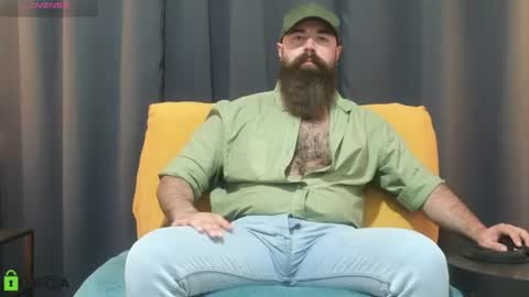 Snapshot of meaty_roll chatting on June 9, 3:56 pm Meaty Roll online show from June 9, 3:56 pm