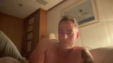 Meau Lest online show from November 4, 10:31 pm