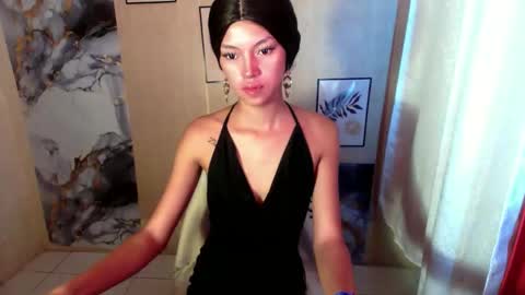Snapshot of meaxox1 chatting on April 19, 9:50 pm mea online show from April 19, 9:50 pm