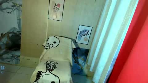 Snapshot of meaxox1 chatting on May 8, 10:09 am mea online show from May 8, 10:09 am