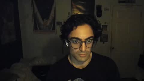 Snapshot of mechaf chatting on October 31, 4:35 am Late Night Video Games Art online show from October 31, 4:35 am