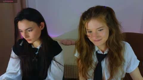 Snapshot of medina_andress chatting on April 25, 3:31 pm Dina online show from April 25, 3:31 pm
