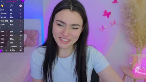 Snapshot of medina_andress chatting on April 30, 8:57 pm Dina online show from April 30, 8:57 pm