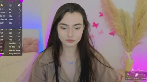 Snapshot of medina_andress chatting on May 15, 9:00 pm Dina online show from May 15, 9:00 pm