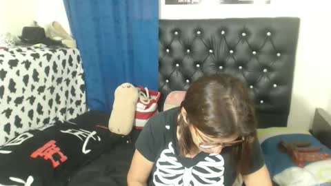 Snapshot of medusalilith69 chatting on April 25, 8:39 pm Natalia online show from April 25, 8:39 pm
