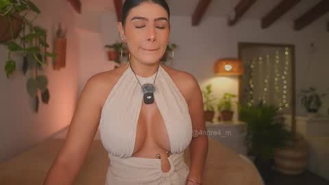 Andrea  online show from November 3, 11:33 am