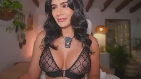 Andrea  online show from November 27, 11:45 am