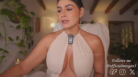 Andrea  online show from March 28, 2:05 pm