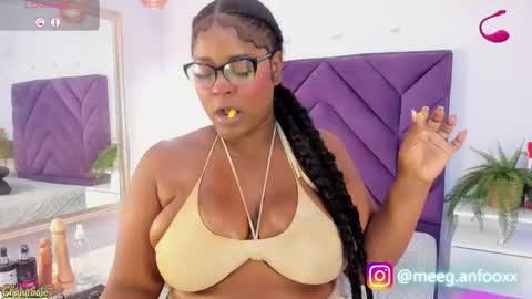 meeganfoox online show from February 12, 4:40 am