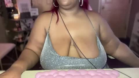 Snapshot of meetsouthernpeach chatting on December 30, 1:25 pm Southern Peach online show from December 30, 1:25 pm