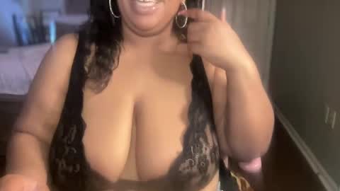 Snapshot of meetsouthernpeach chatting on February 8, 7:05 pm Southern Peach online show from February 8, 7:05 pm