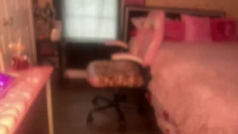 Snapshot of meetsouthernpeach chatting on June 4, 9:10 pm Southern Peach online show from June 4, 9:10 pm
