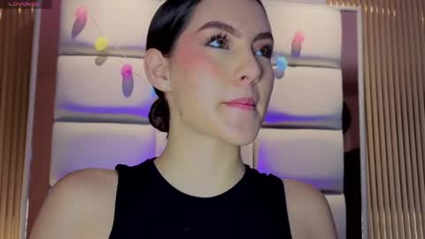 megaan_rouse online show from April 28, 11:48 am