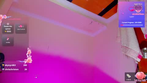 megan_7777 online show from January 9, 10:52 am