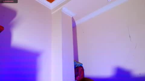 megan_7777 online show from February 23, 1:46 am