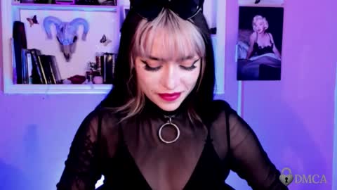 Megan online show from March 4, 10:16 pm