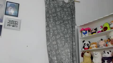 M E G A N online show from February 2, 6:06 pm