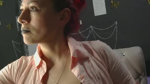 Snapshot of megan_brown4 chatting on May 26, 2:18 am Megan online show from May 26, 2:18 am