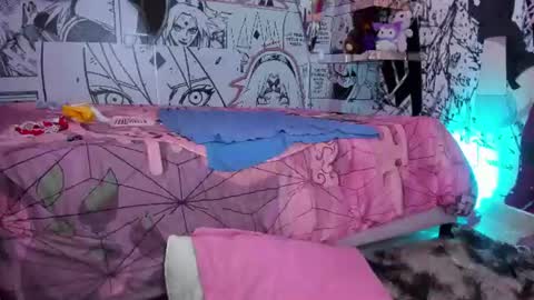 Snapshot of megan_cute4u chatting on July 2, 3:17 am Megan online show from July 2, 3:17 am