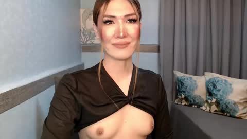 Megan online show from April 18, 7:58 pm