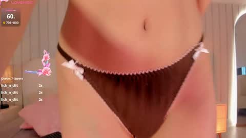 Snapshot of megan_holly_ chatting on May 1, 8:13 pm MEGAN online show from May 1, 8:13 pm