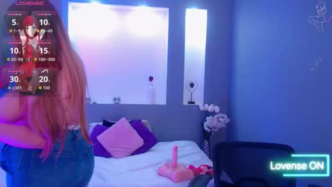Snapshot of megan_jall chatting on November 19, 3:17 am megan_jall online show from November 19, 3:17 am