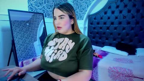 Snapshot of megan_jall chatting on November 25, 10:59 am megan_jall online show from November 25, 10:59 am