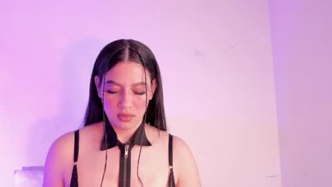 megan_jenner1 online show from May 16, 6:32 am