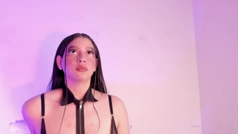 megan_jenner1 online show from May 16, 7:05 am