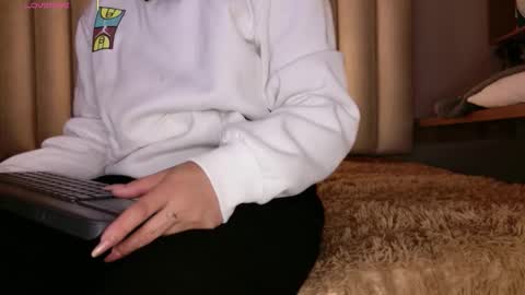     online show from February 14, 12:13 pm