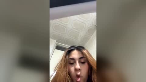 Snapshot of megan_ricci chatting on July 4, 1:45 am Laura online show from July 4, 1:45 am