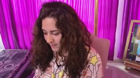 Snapshot of megan_ricci chatting on July 8, 5:28 pm Laura online show from July 8, 5:28 pm