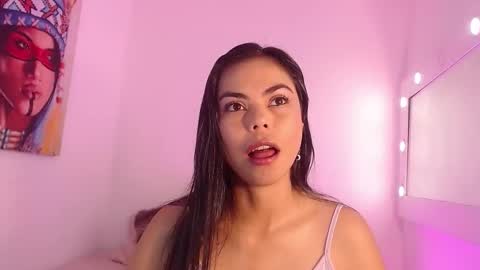 Snapshot of megan_shadow chatting on October 17, 8:44 pm Megan Shadow online show from October 17, 8:44 pm