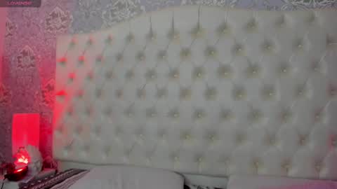 megan_tower online show from October 5, 7:12 pm