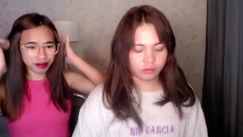 Snapshot of megan_younng chatting on February 19, 5:42 pm MEGAN online show from February 19, 5:42 pm