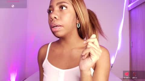 Snapshot of meganbarko chatting on March 10, 11:42 am megan online show from March 10, 11:42 am