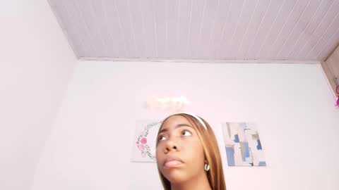 Snapshot of meganbarko chatting on October 2, 5:47 am megan online show from October 2, 5:47 am