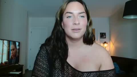 Megan Cox online show from December 5, 8:44 pm