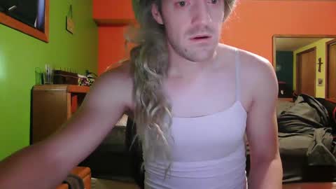 Snapshot of meganfitzy chatting on January 19, 3:42 pm GlamTransGoddess online show from January 19, 3:42 pm